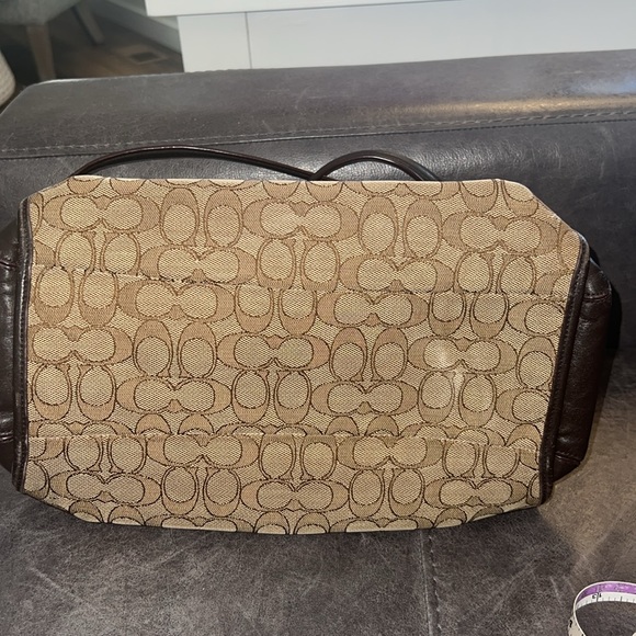 Coach Handbag - Picture 4 of 9